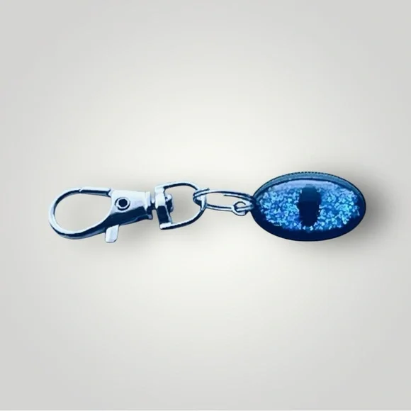𝑯𝒂𝒏𝒅𝒎𝒂𝒅𝒆 Blue Dragon Eye Keychain w/Gift Bag - Picture 2 of 9